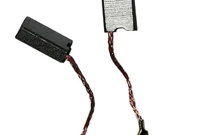 Carbon Brush iNGCO »-AA004C00106 (𝐻5.5x𝑤11x𝐿18𝑚𝑚)