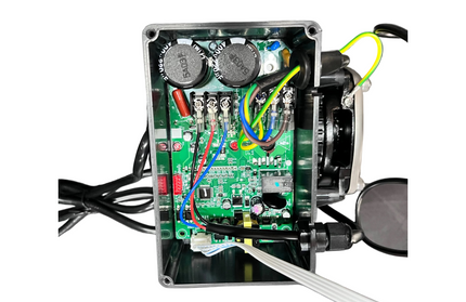 Constant Pressure VSD Pump Smart AquaStrong-0.55𝑘𝑊/2.25𝑚³ℓ𝑝𝒉/𝐻21𝑚