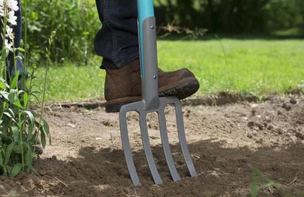 Fork Spading Beachwood Handle Gardena-
