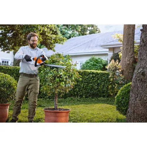 Hedge Trimmer Cordless 10.8𝑉 HSA40 STIHL