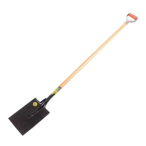 Spade Flat Steel Long Wooden Handle Lasher-