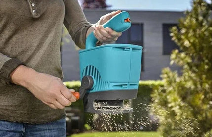 Spreader Hand Held Gardena-