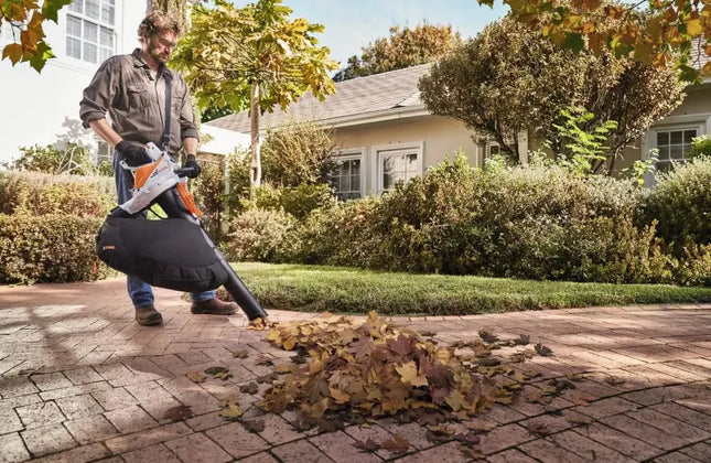 Vacuum Shredder & Blower Cordless AKˢ SHA56 STIHL-
